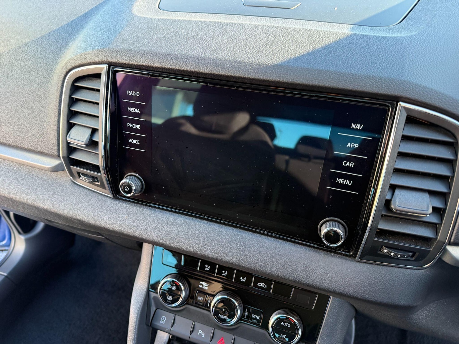 Used Skoda Karoq 2019 for sale - 77143683: Photo 41