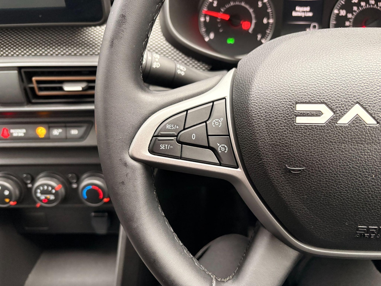 Used Dacia Sandero Stepway 2023 for sale - 77255245: Photo 40