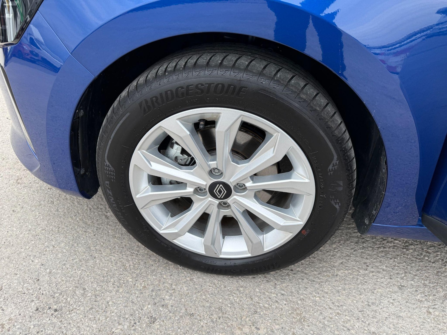 Used Renault Clio 2024 for sale - 76441210: Photo 33