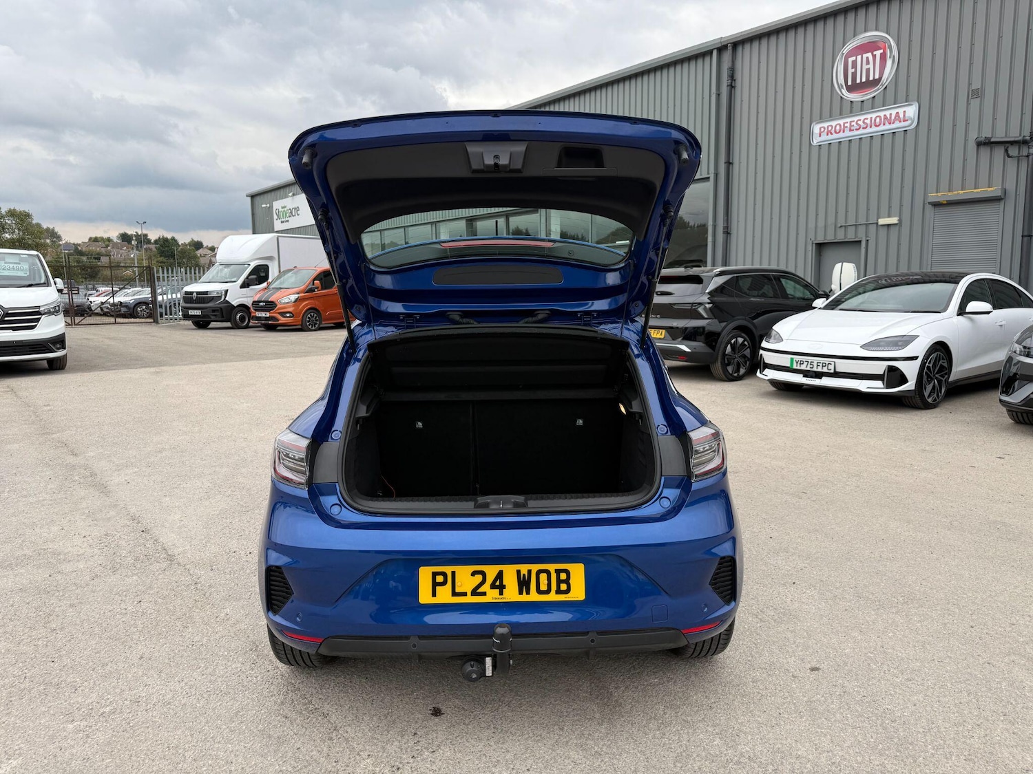 Used Renault Clio 2024 for sale - 76441210: Photo 41