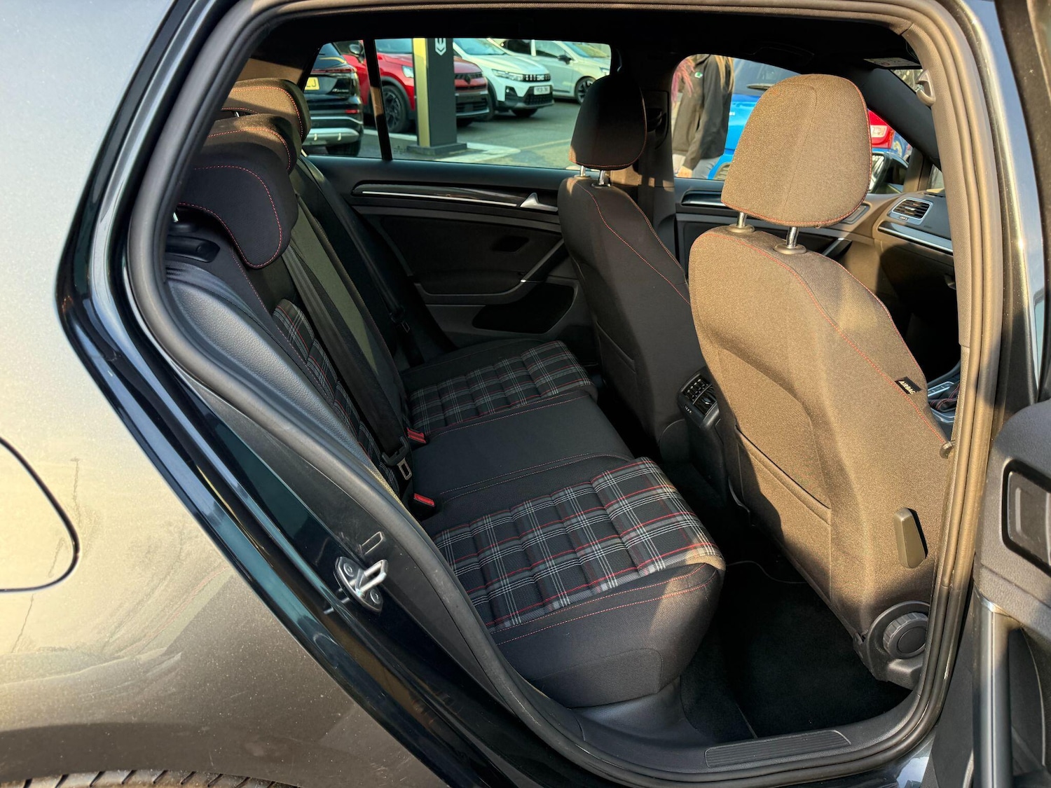 Used Volkswagen Golf 2016 for sale - 77970301: Photo 13