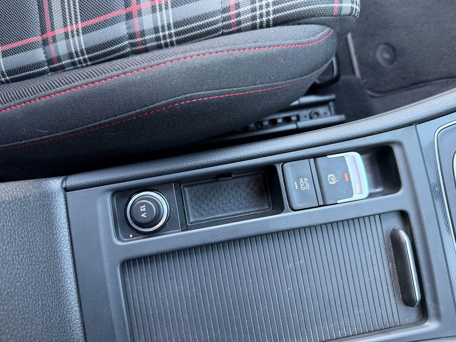 Used Volkswagen Golf 2016 for sale - 77970301: Photo 16