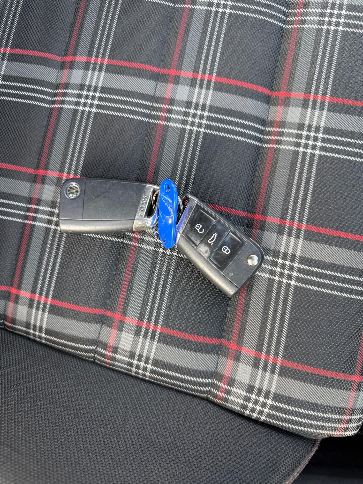 Used Volkswagen Golf 2016 for sale - 77970301: Photo 17