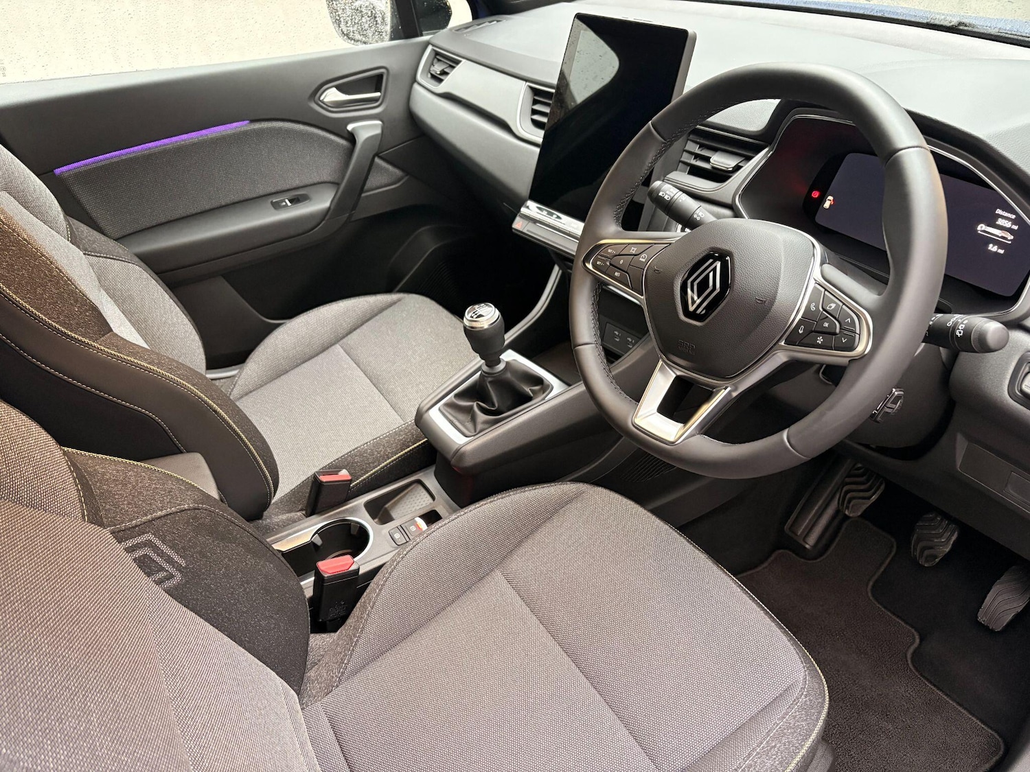 Used Renault Captur 2024 for sale - 76992893: Photo 12