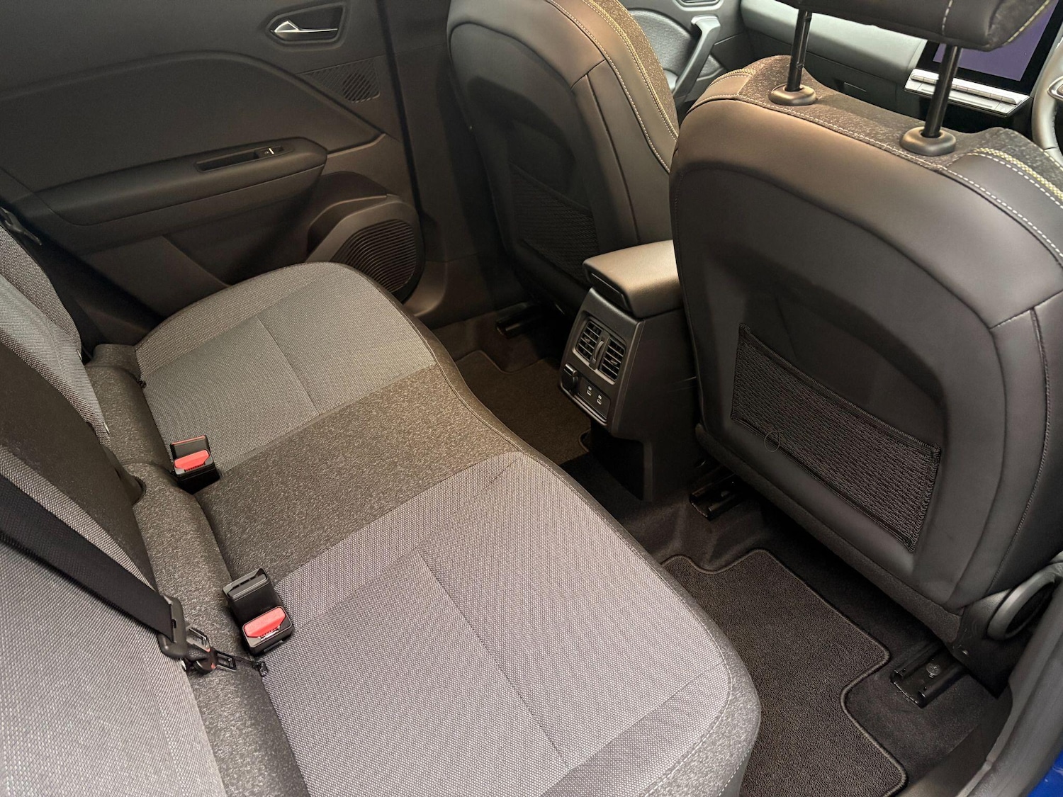 Used Renault Captur 2024 for sale - 76992893: Photo 13