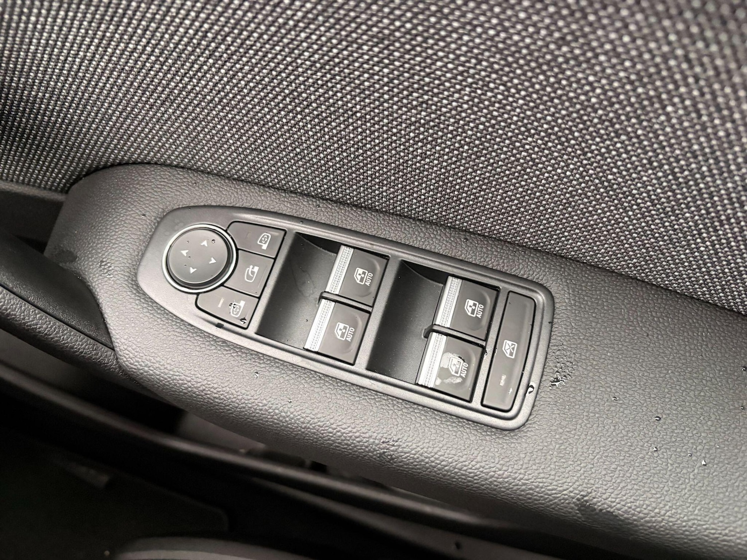 Used Renault Captur 2024 for sale - 76992893: Photo 26