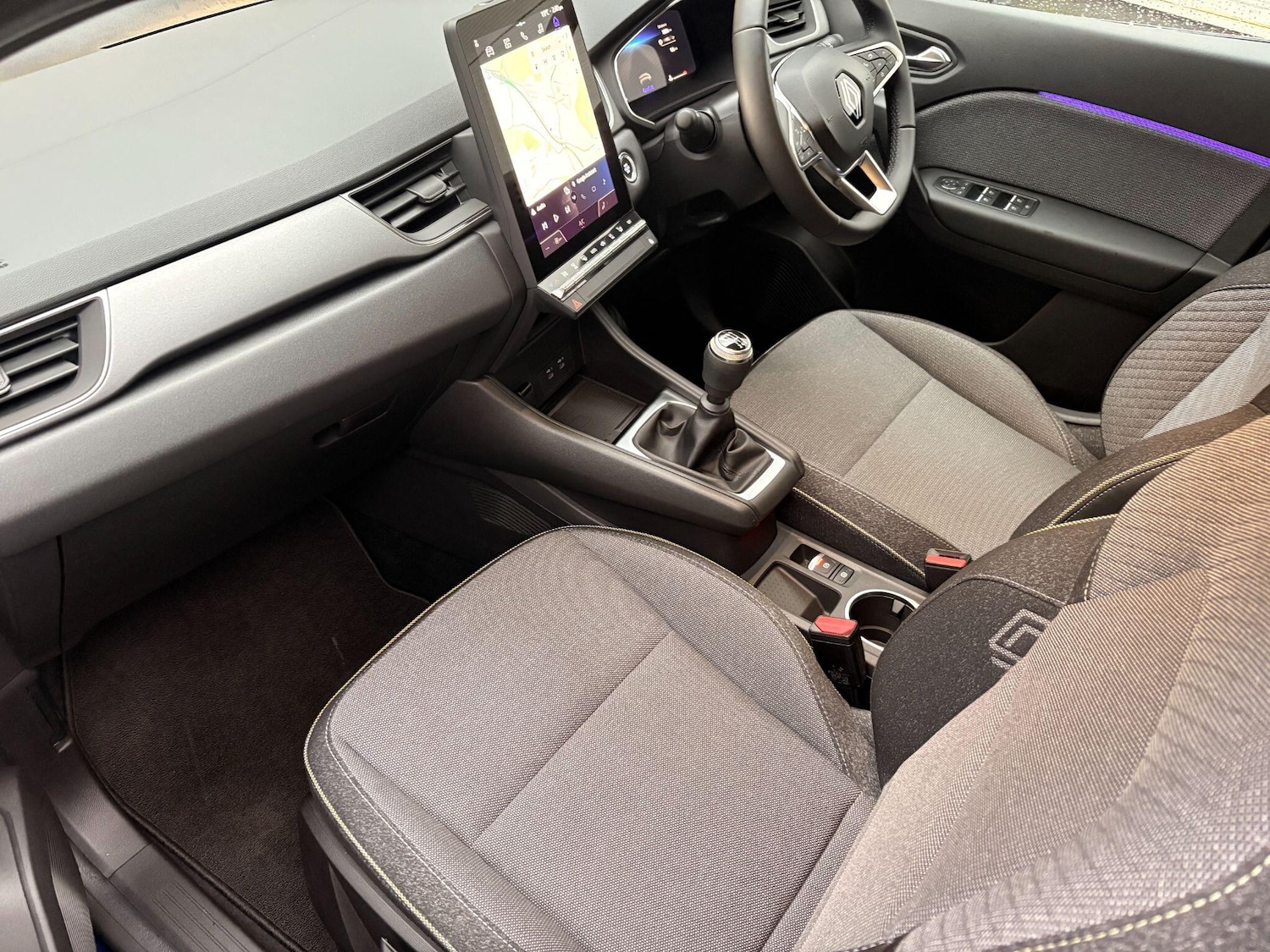 Used Renault Captur 2024 for sale - 76992893: Photo 40