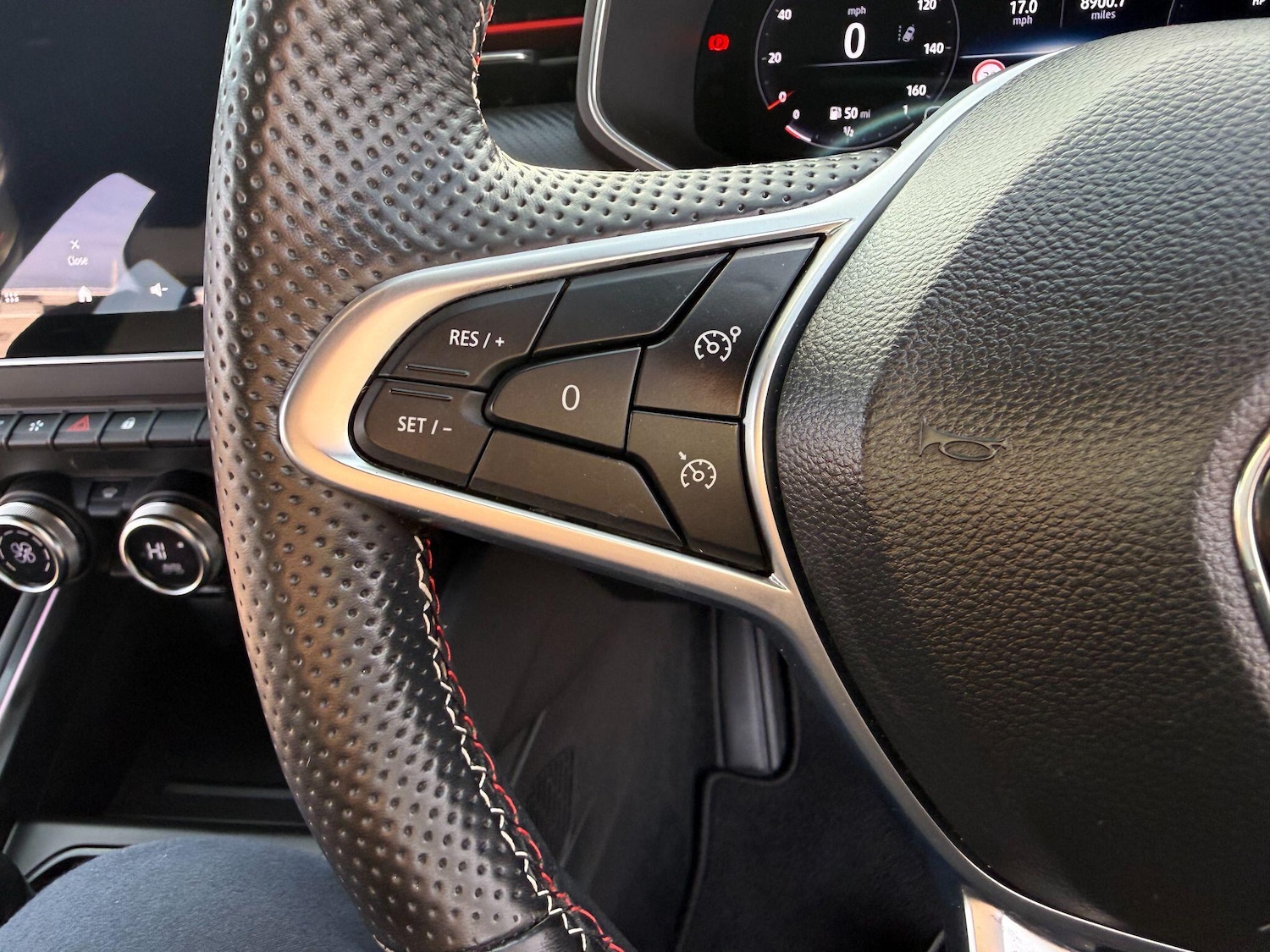 Used Renault Clio 2023 for sale - 77162740: Photo 20