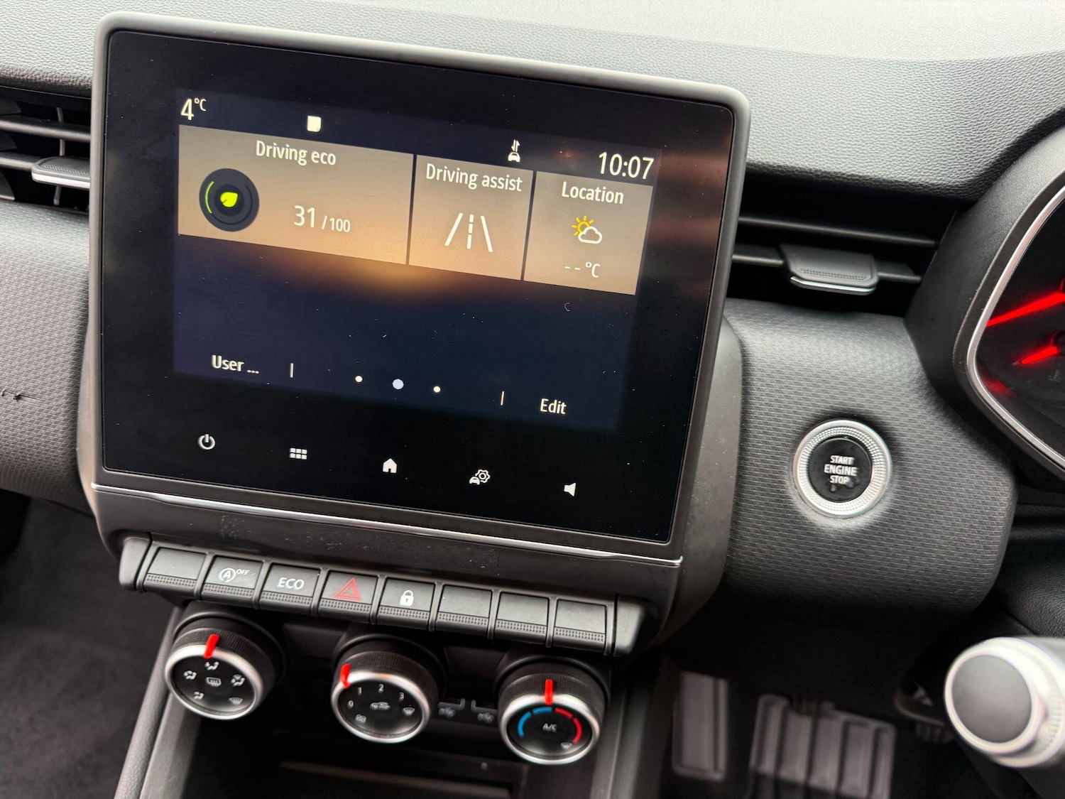 Used Renault Clio 2020 for sale - 76886554: Photo 30