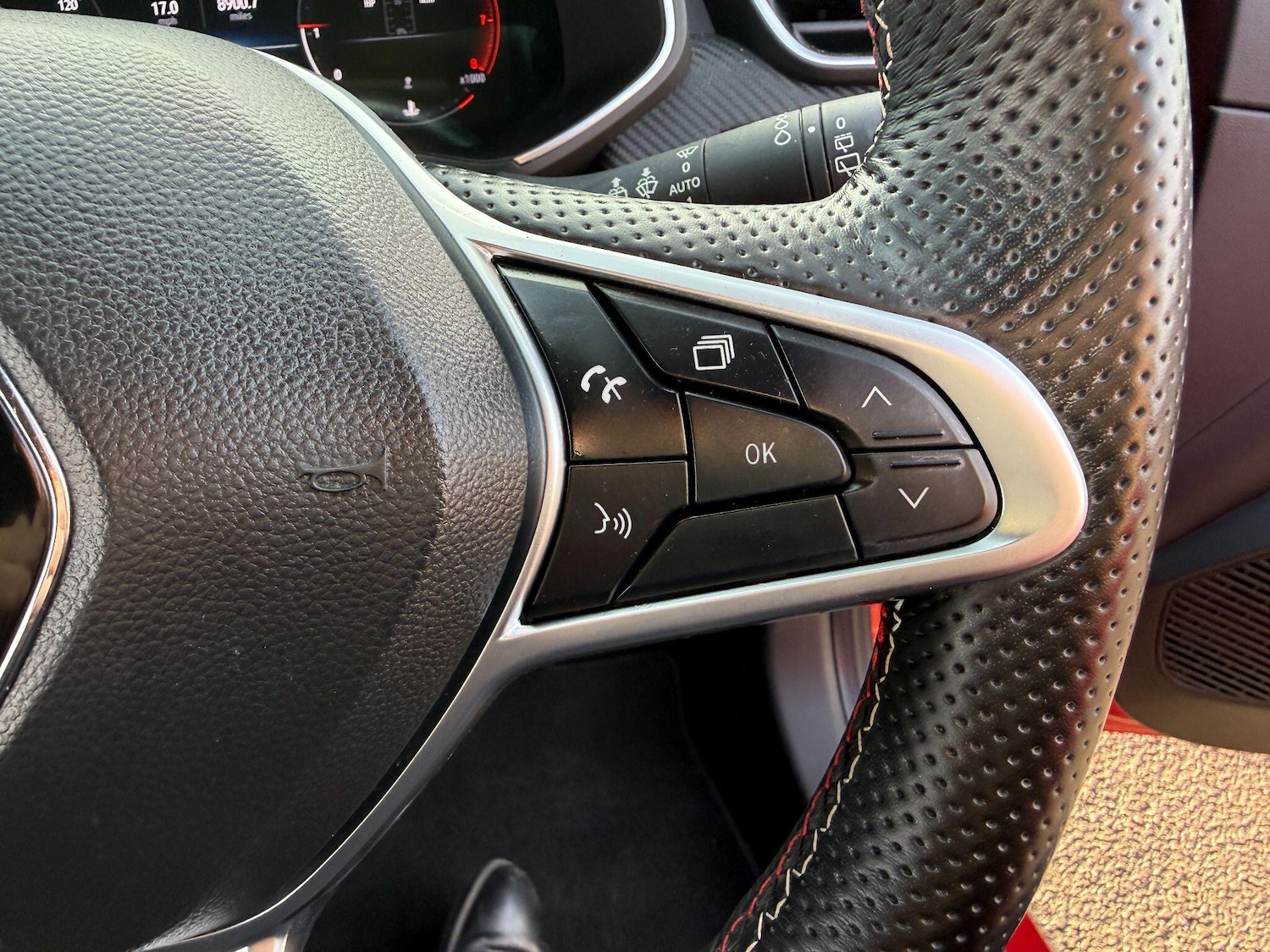 Used Renault Clio 2023 for sale - 77411069: Photo 26