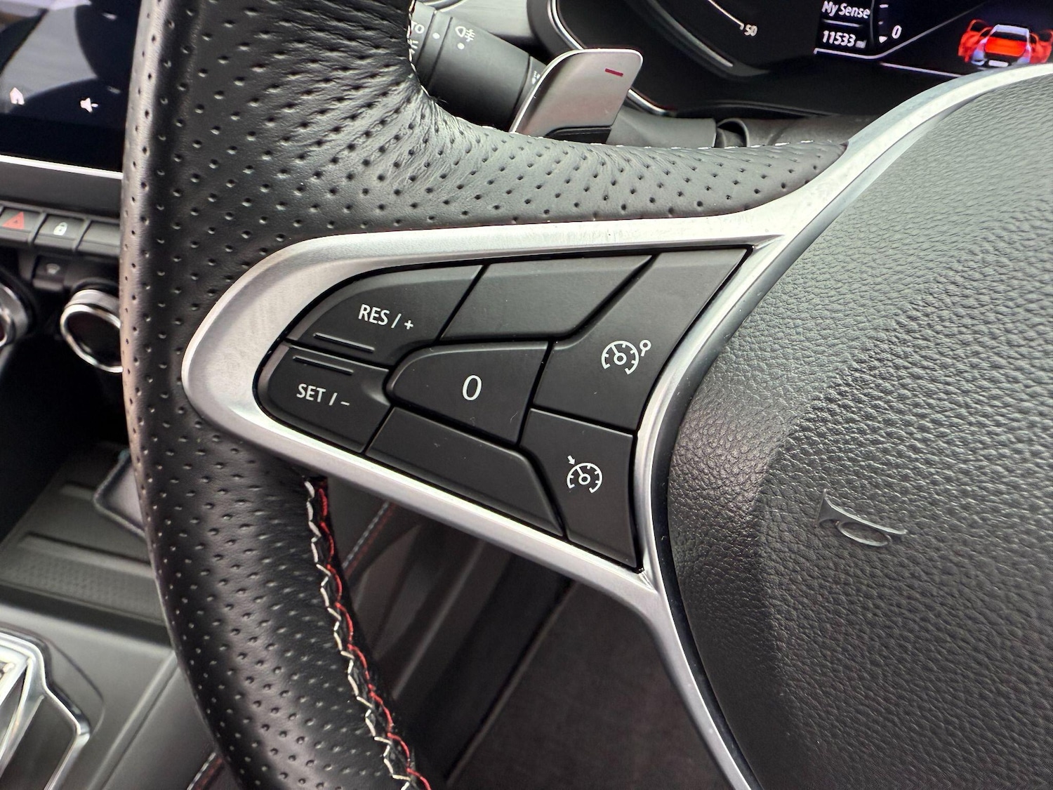 Used Renault Captur 2022 for sale - 76522232: Photo 22