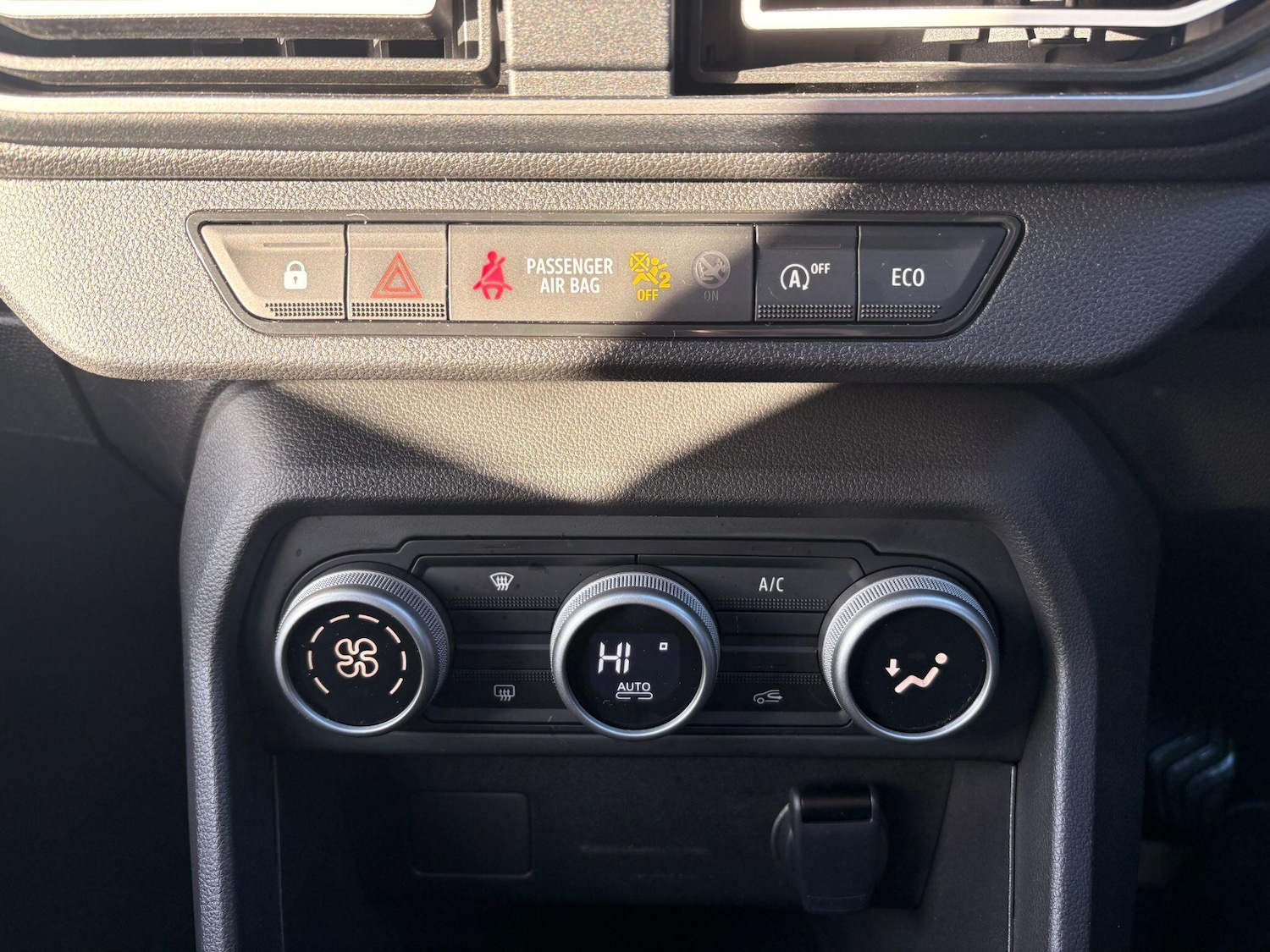 Used Dacia Jogger 2025 for sale - 76952420: Photo 14