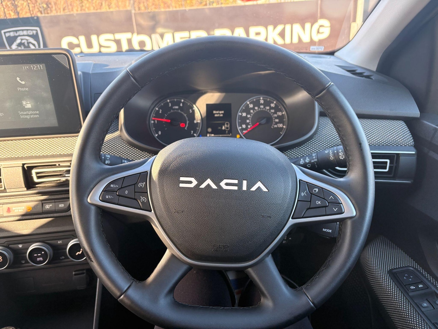 Used Dacia Jogger 2025 for sale - 76952420: Photo 29