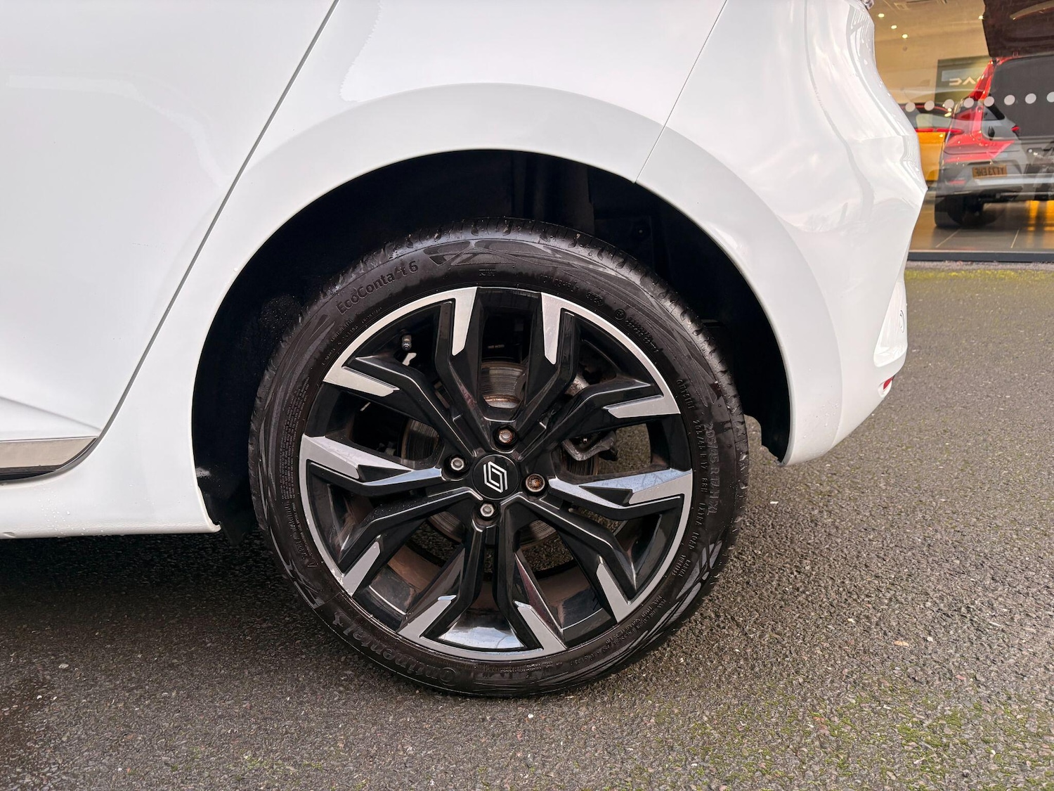 Used Renault Clio for sale - 77242393: Photo 29