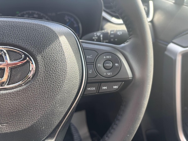 Used Toyota RAV4 2021 for sale - 76024468: Photo 26