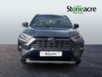Used Toyota RAV4 2021 for sale - 76024468: Photo 2