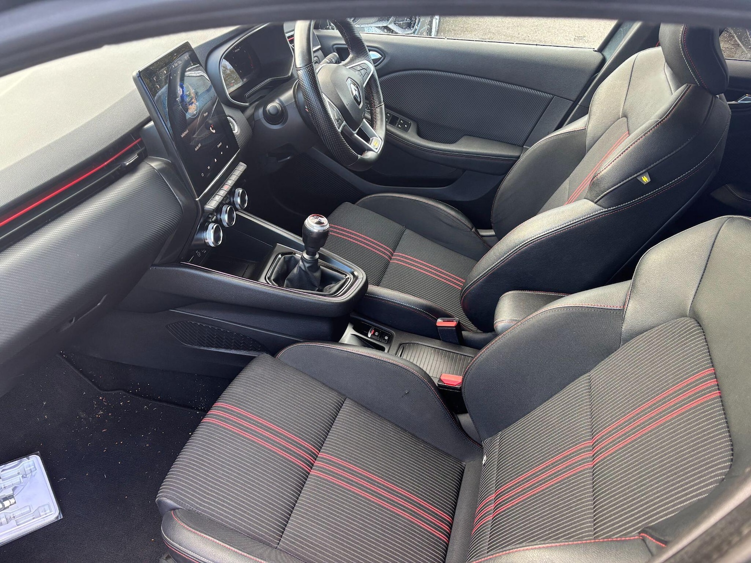 Used Renault Clio 2022 for sale - 76521725: Photo 39