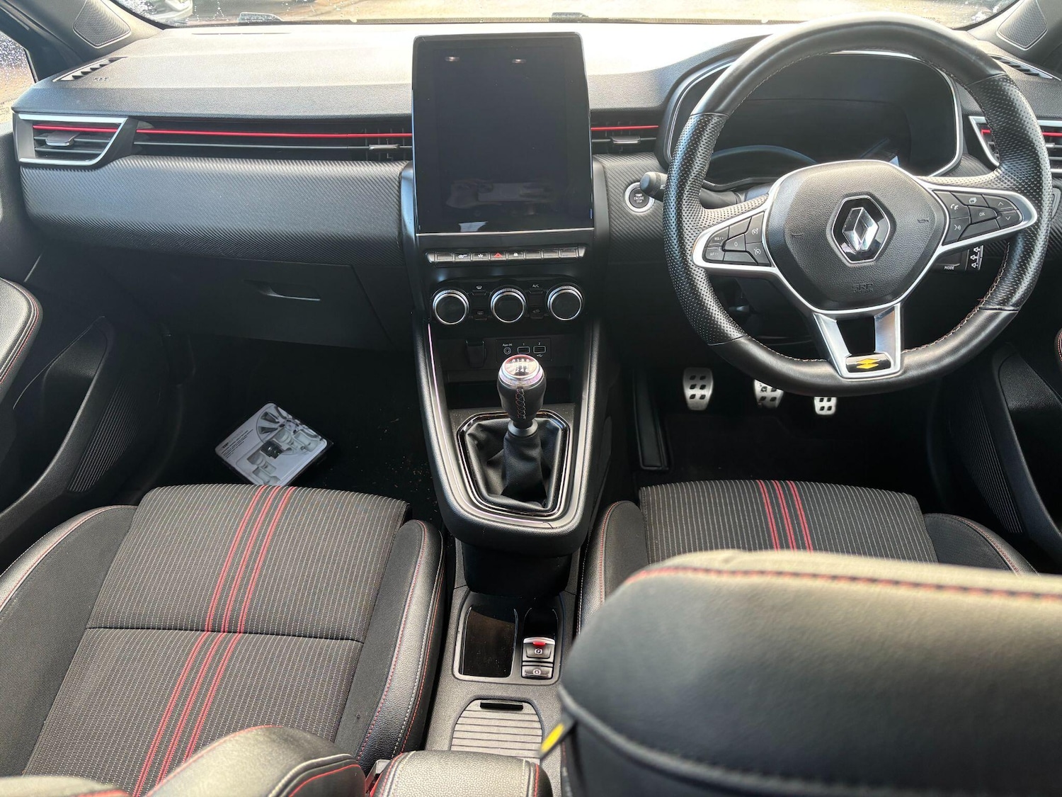 Used Renault Clio 2022 for sale - 76521725: Photo 9