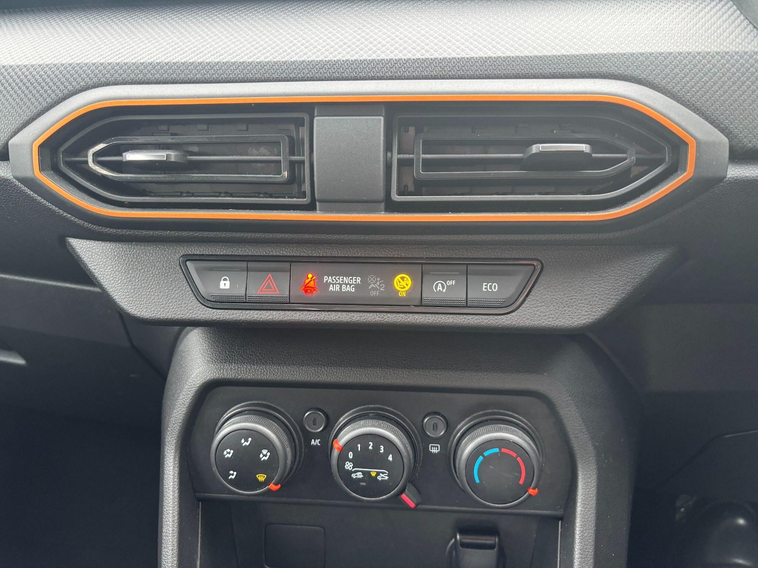 Used Dacia Sandero Stepway 2022 for sale - 76850518: Photo 23