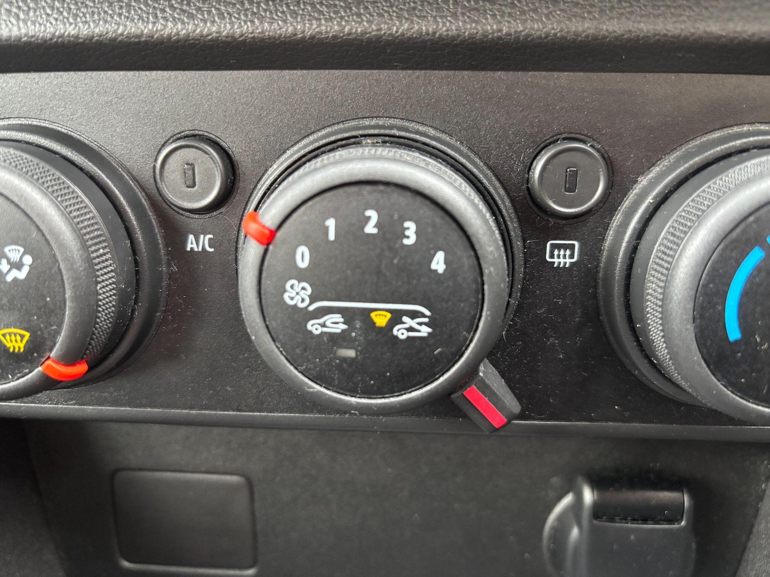 Used Dacia Sandero Stepway 2022 for sale - 76850518: Photo 35