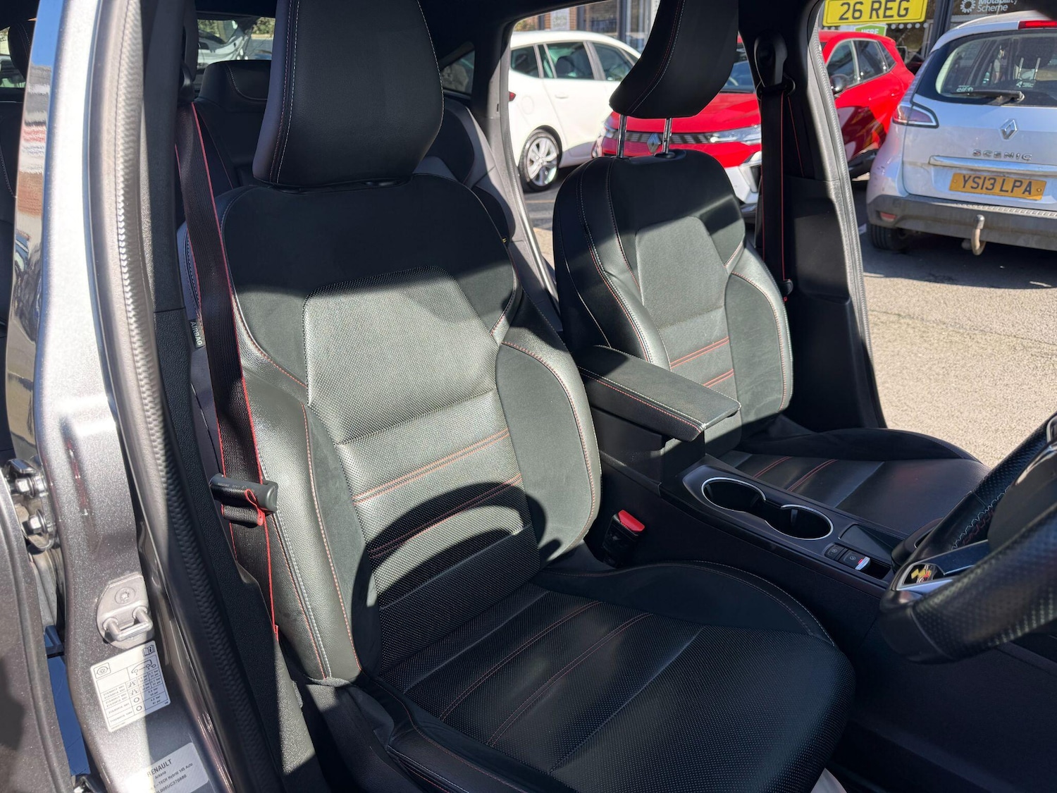 Used Renault Arkana 2023 for sale - 77898186: Photo 15