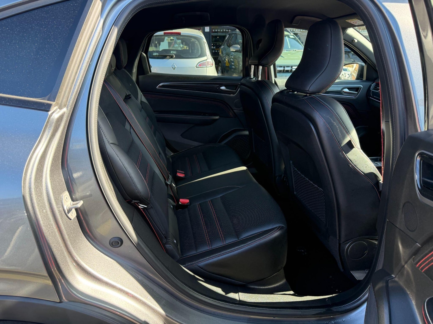 Used Renault Arkana 2023 for sale - 77898186: Photo 16