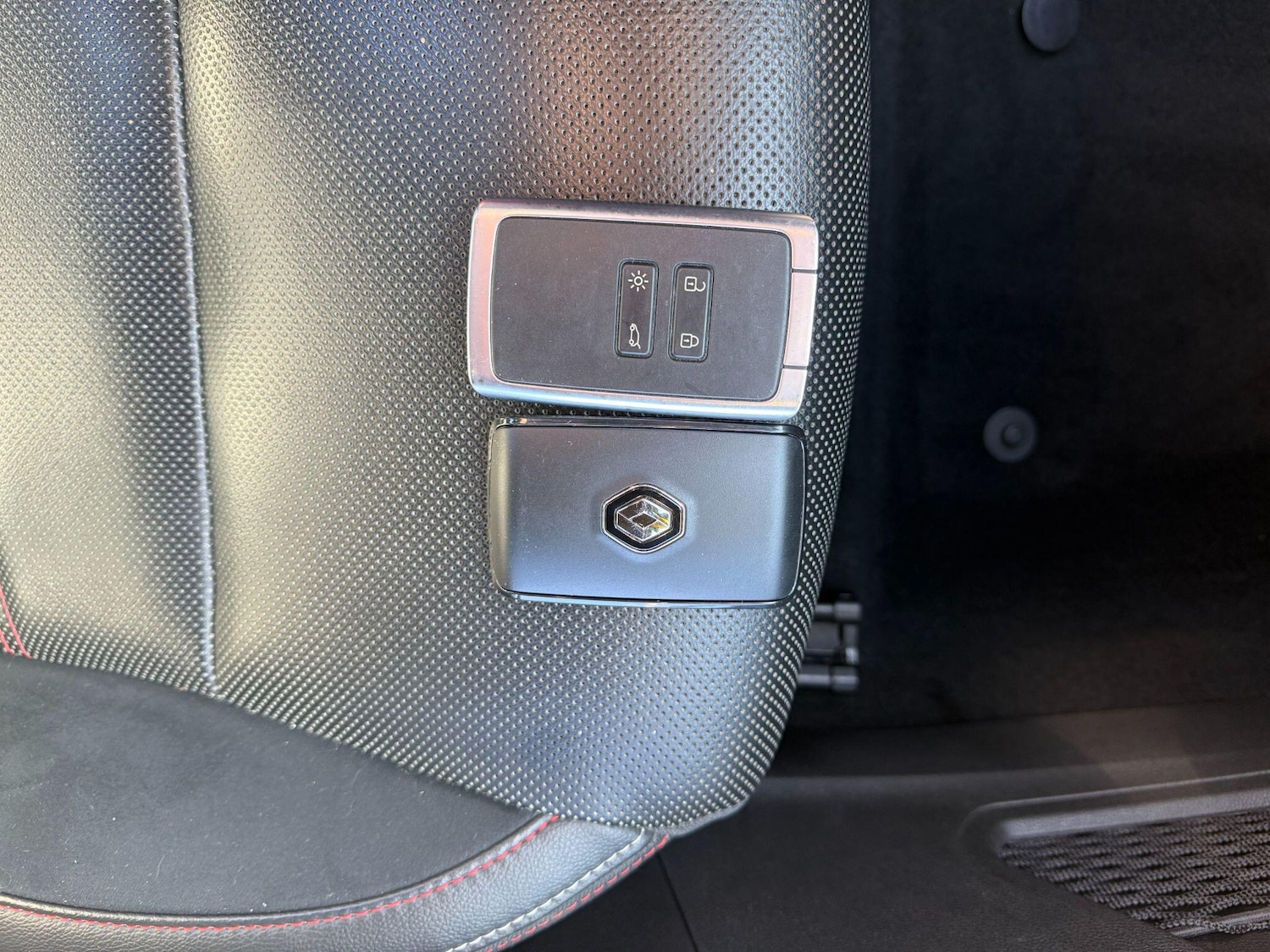 Used Renault Arkana 2023 for sale - 77898186: Photo 19