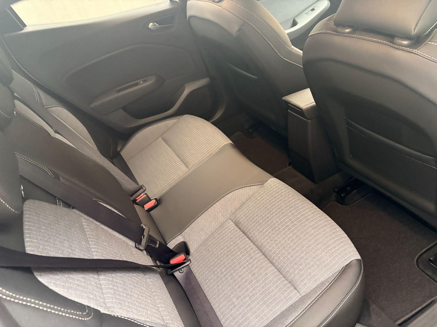 Used Renault Clio 2025 for sale - 77315007: Photo 14