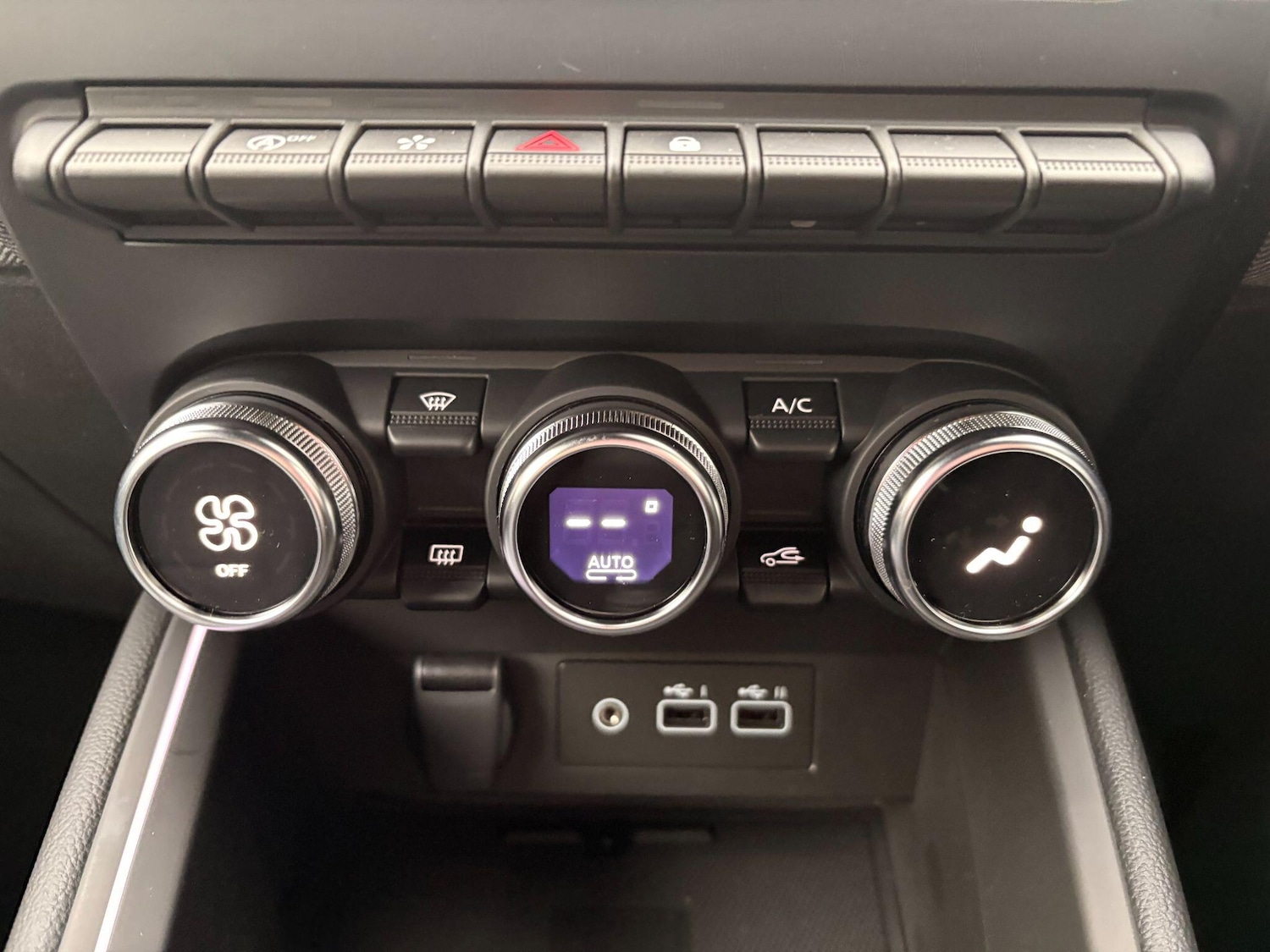 Used Renault Clio 2025 for sale - 77315007: Photo 20