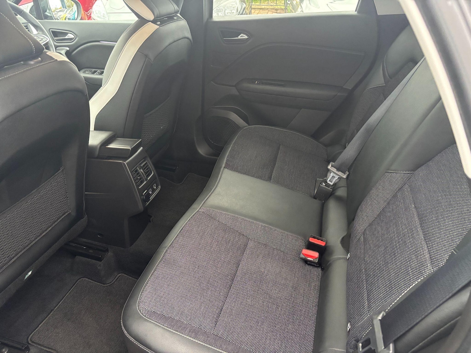 Used Renault Captur 2022 for sale - 76667415: Photo 13