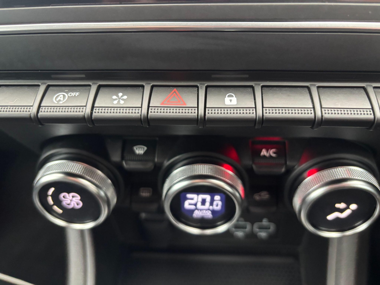 Used Renault Captur 2022 for sale - 76667415: Photo 22