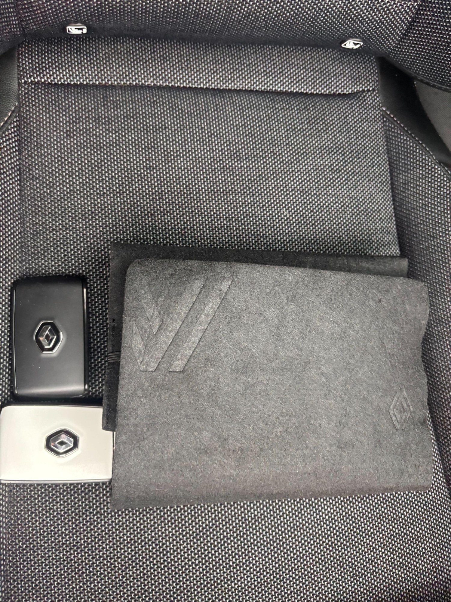 Used Renault Captur 2022 for sale - 76667415: Photo 25