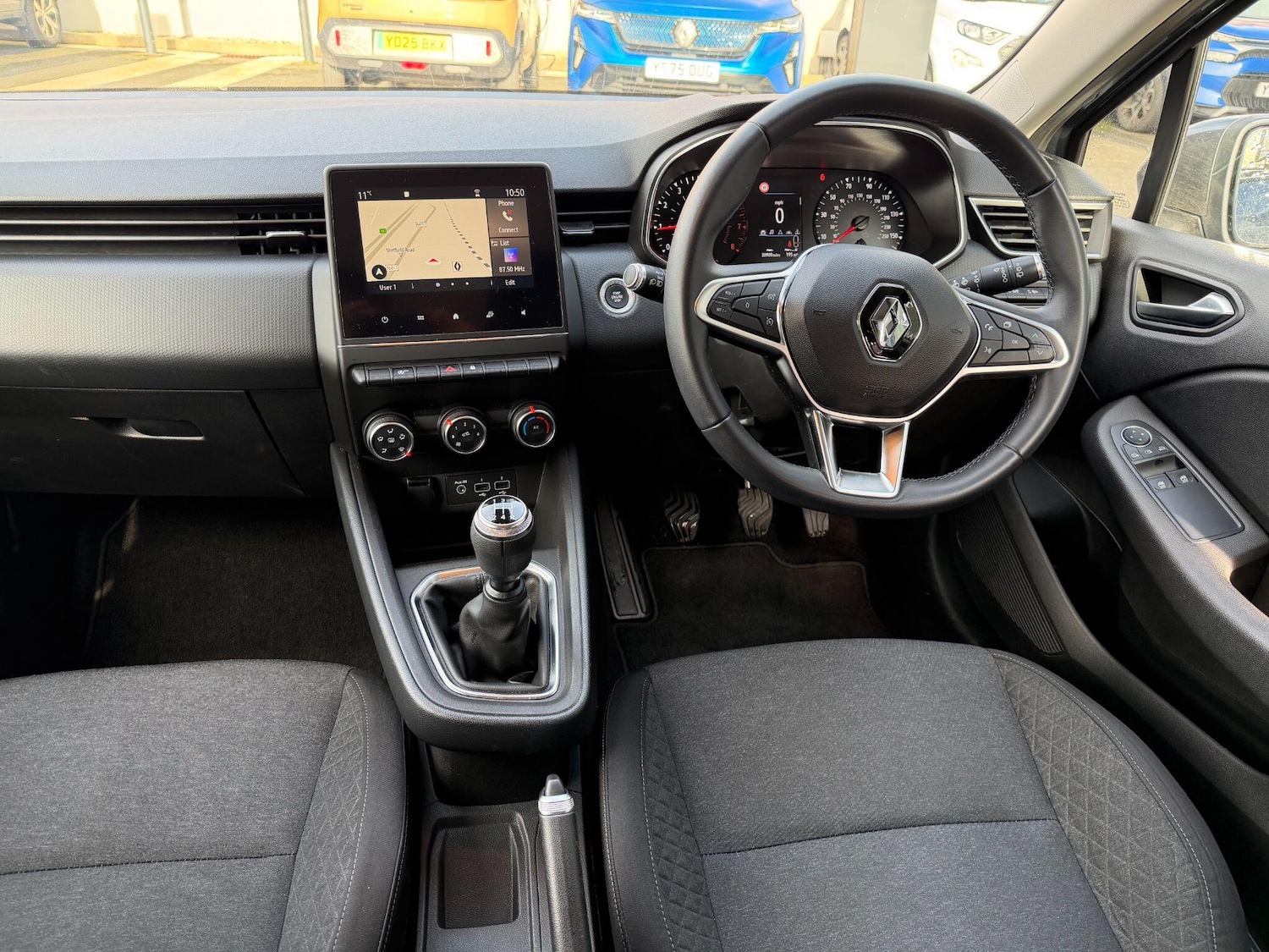 Used Renault Clio for sale - 77657931: Photo 10