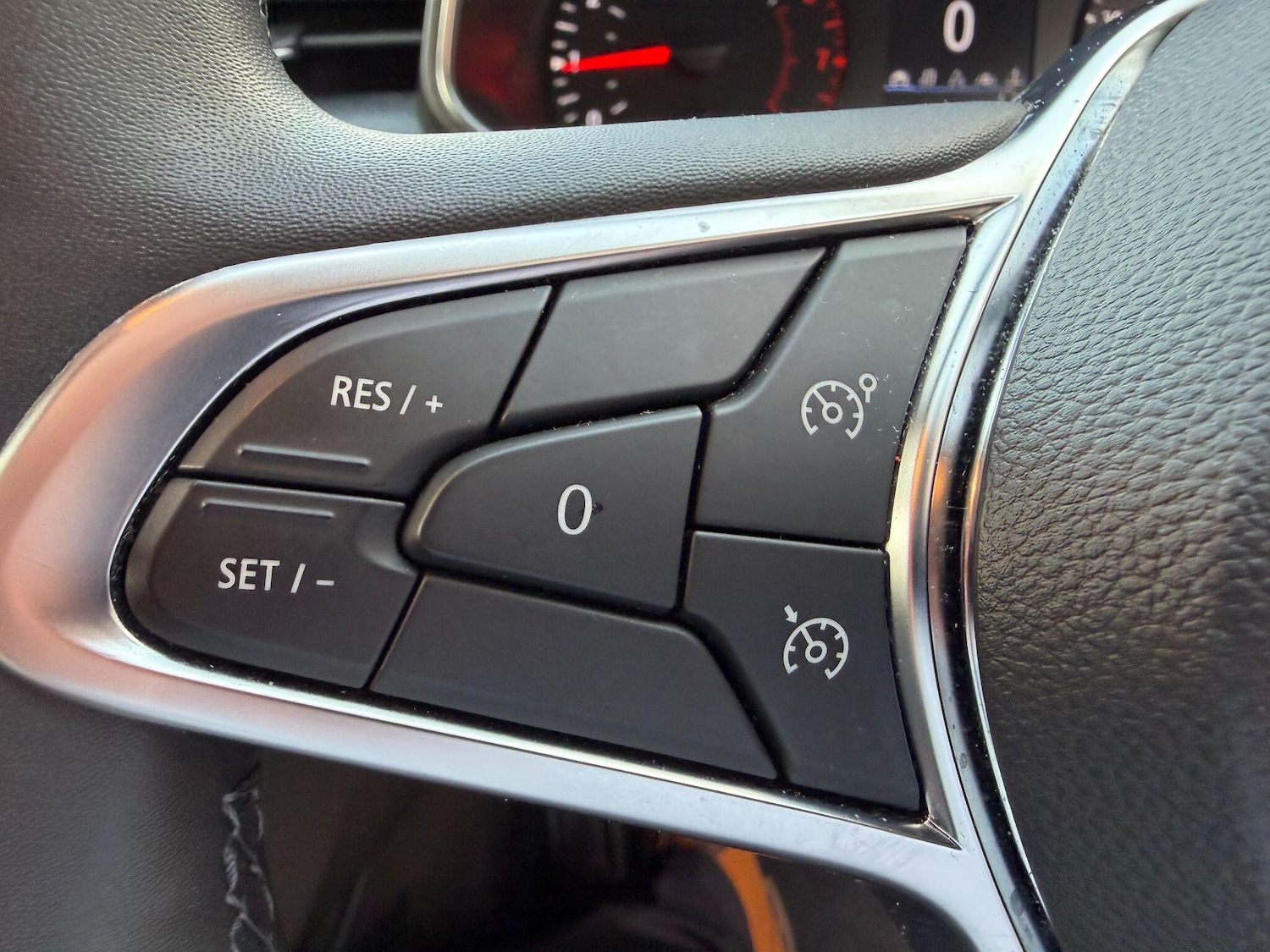 Used Renault Clio for sale - 77657931: Photo 13