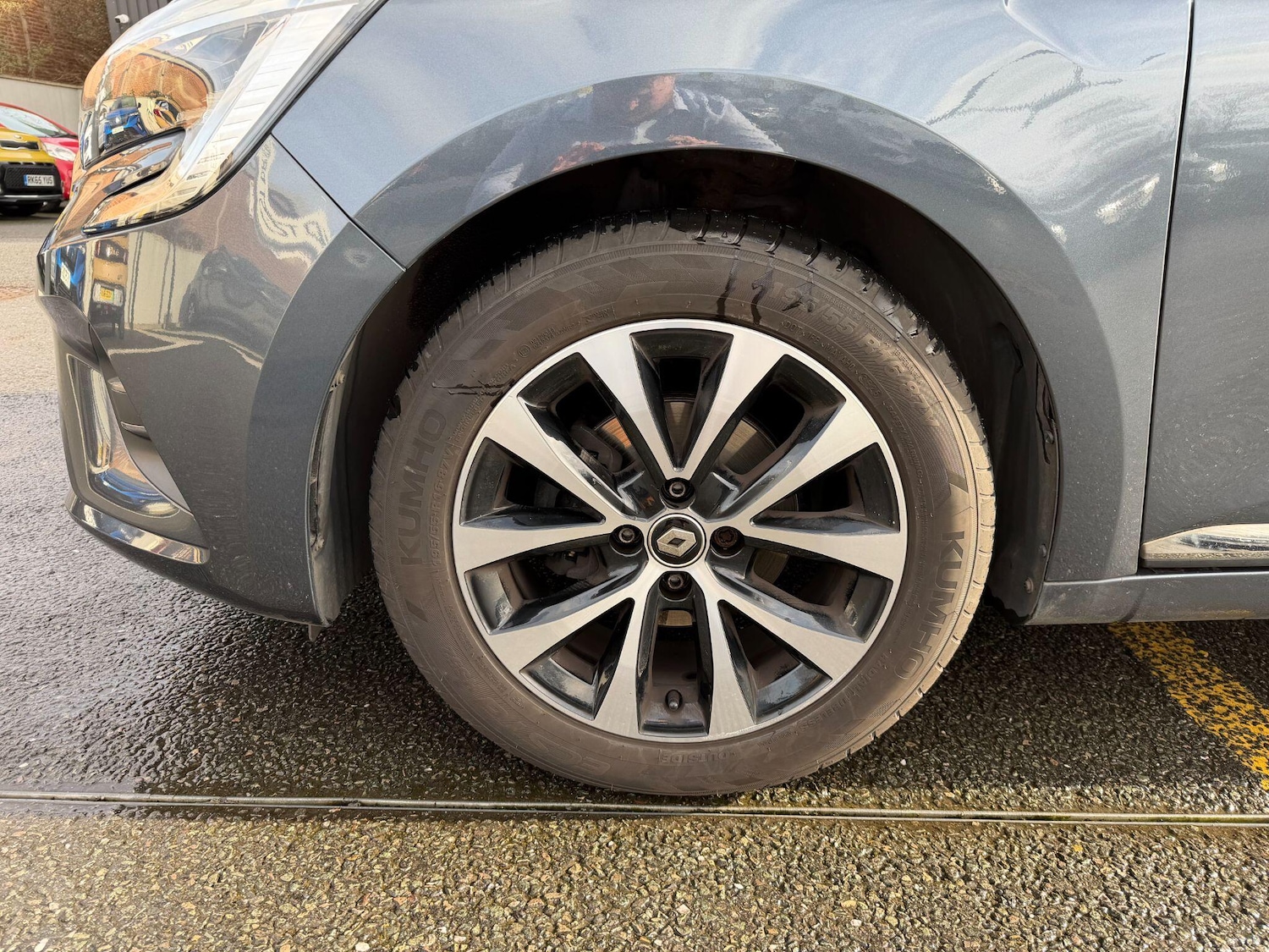 Used Renault Clio for sale - 77657931: Photo 17