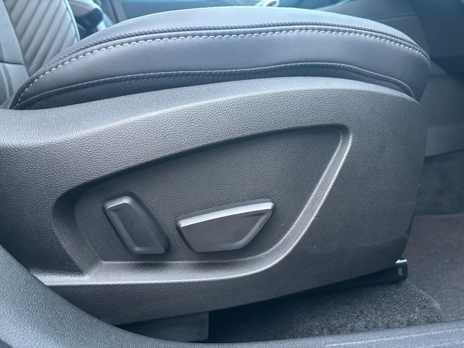 Used Renault Captur 2025 for sale - 76550588: Photo 19