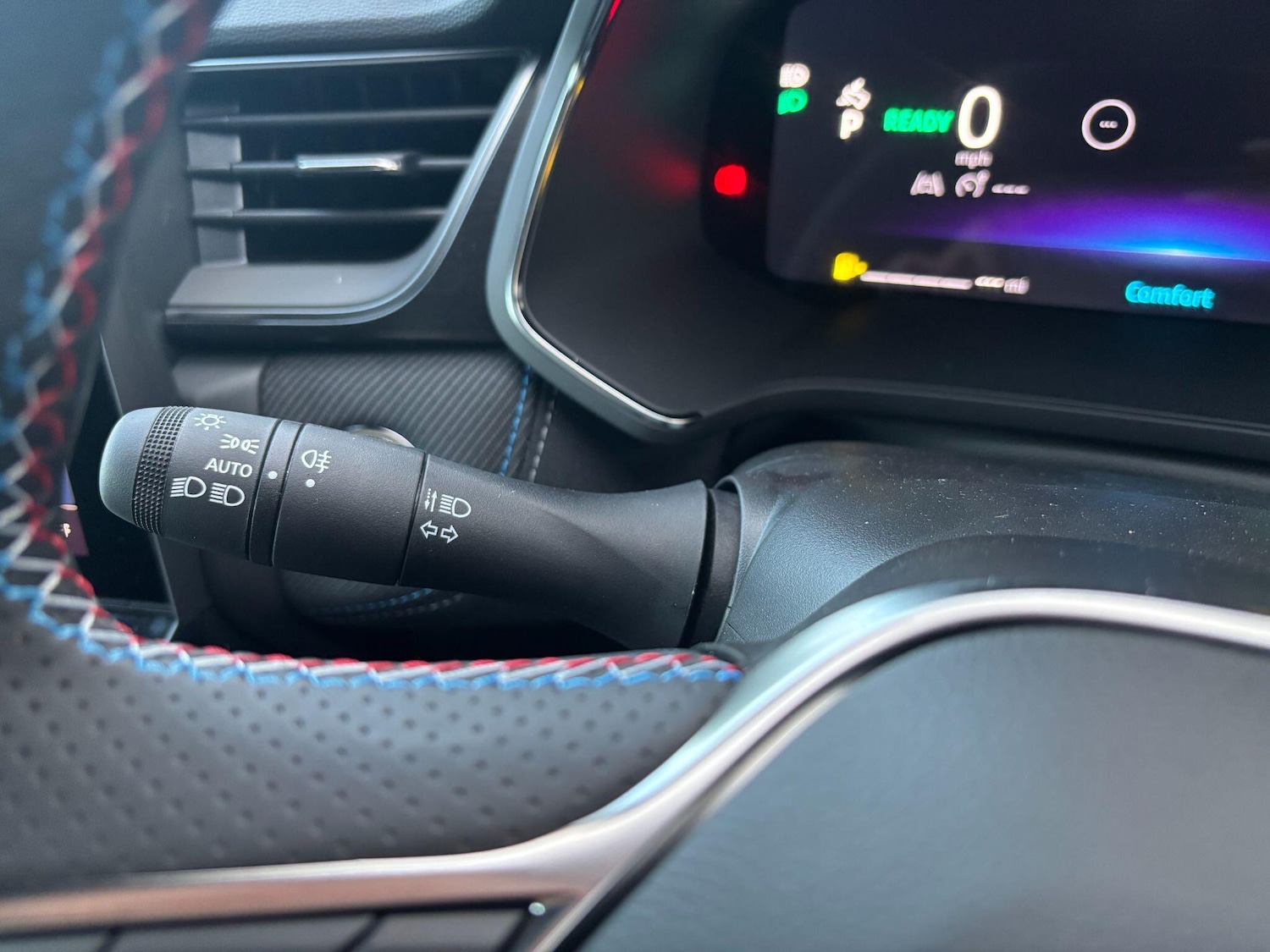 Used Renault Captur 2025 for sale - 76550588: Photo 27