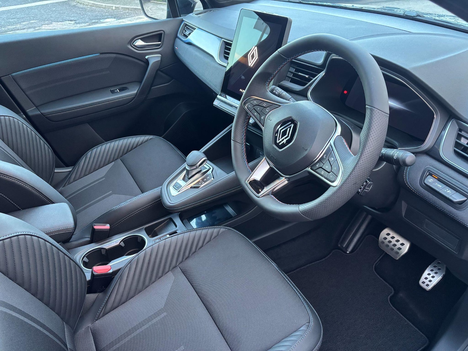 Used Renault Captur 2025 for sale - 76550588: Photo 50