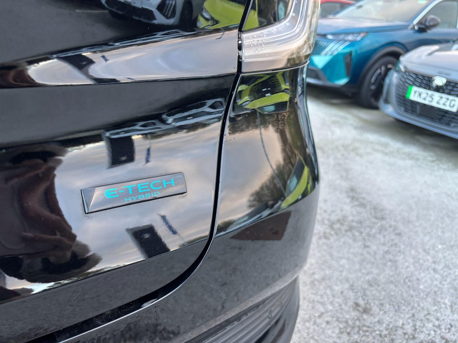 Used Renault Captur 2025 for sale - 76550588: Photo 51