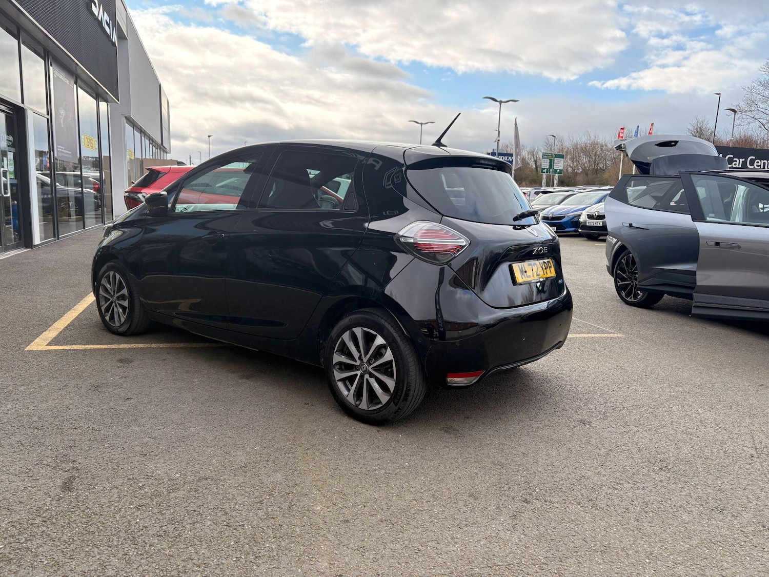 Used Renault Zoe 2022 for sale - 77898416: Photo 4