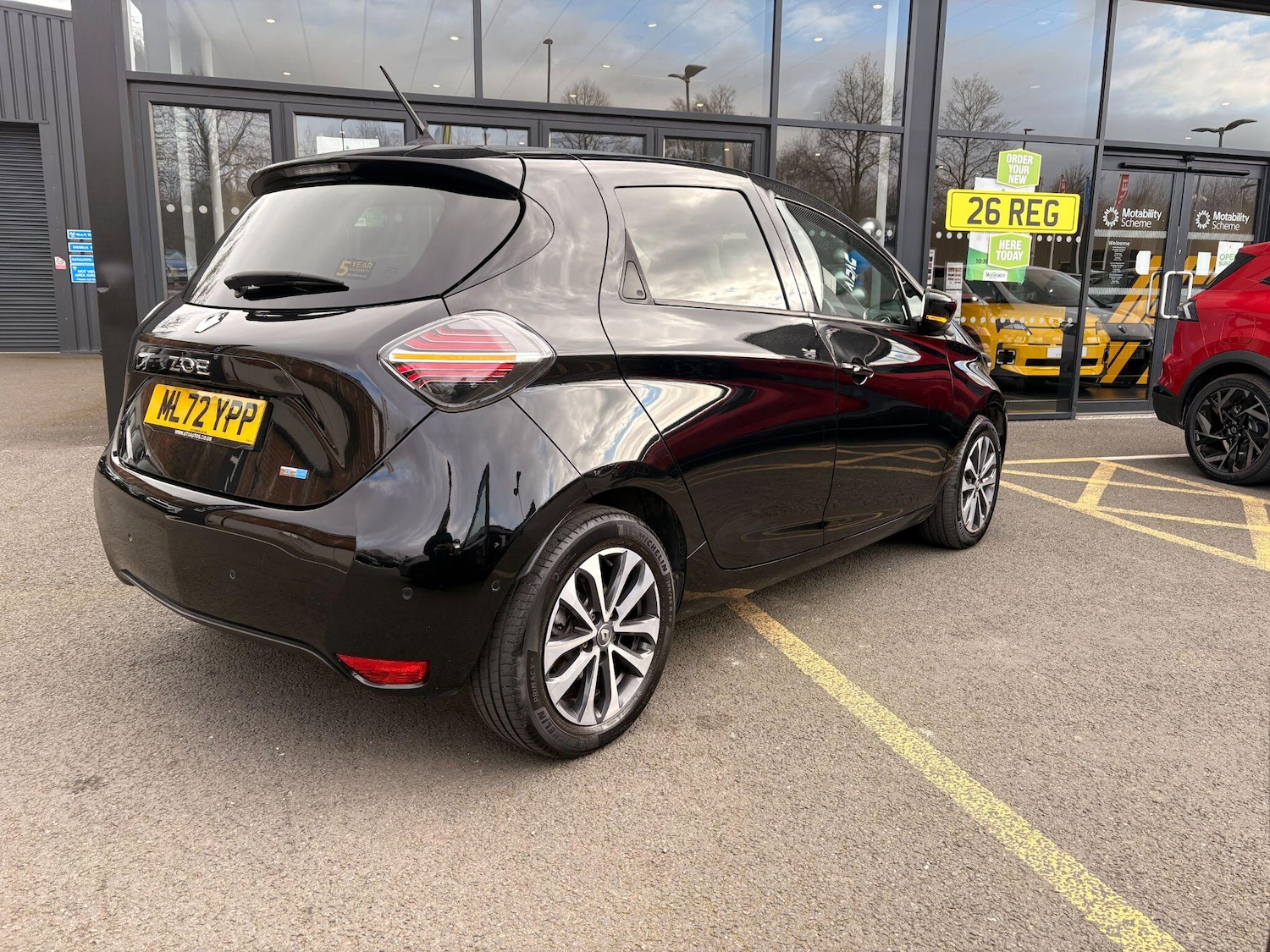 Used Renault Zoe 2022 for sale - 77898416: Photo 8