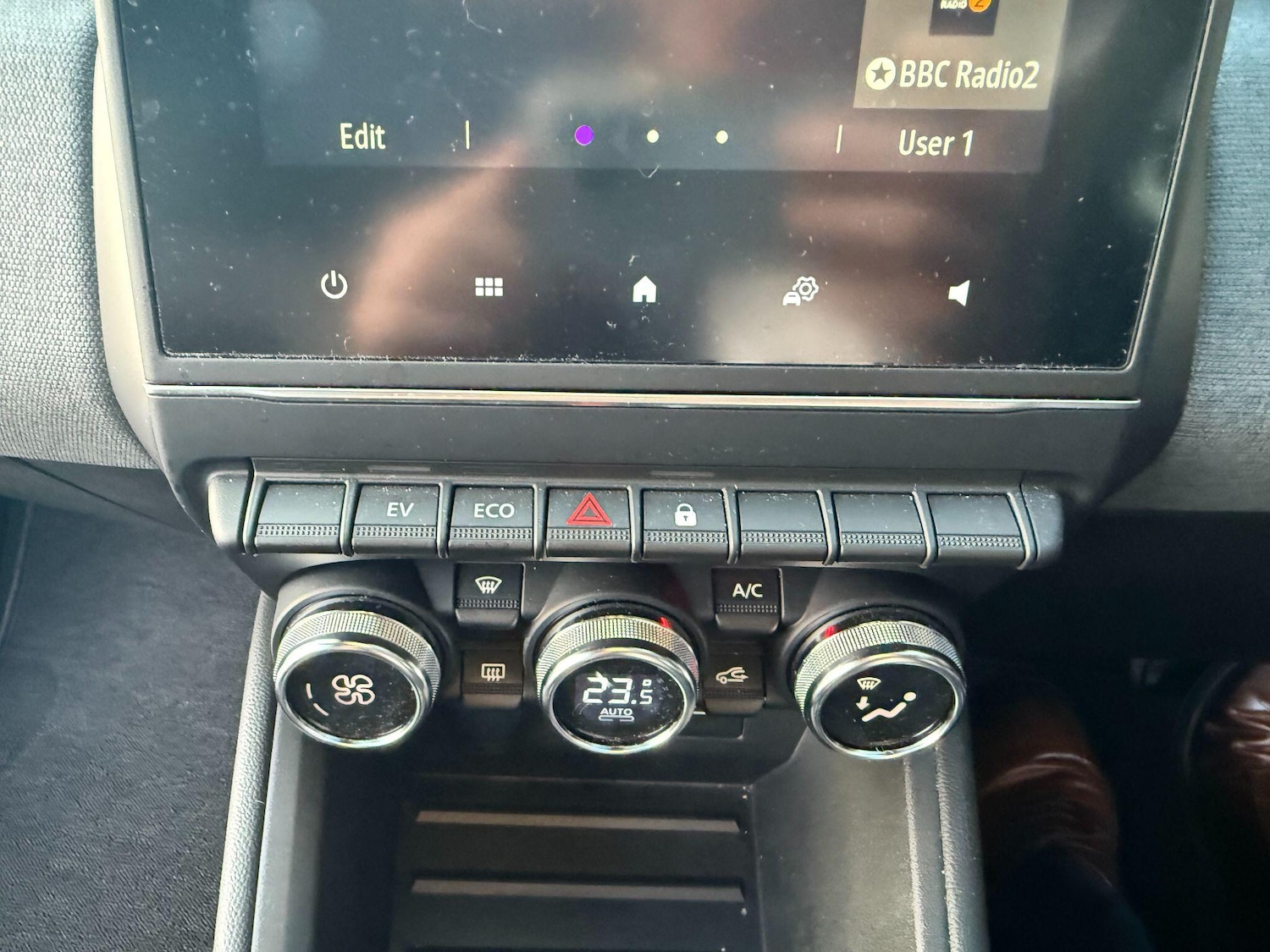 Used Renault Clio for sale - 77710314: Photo 31