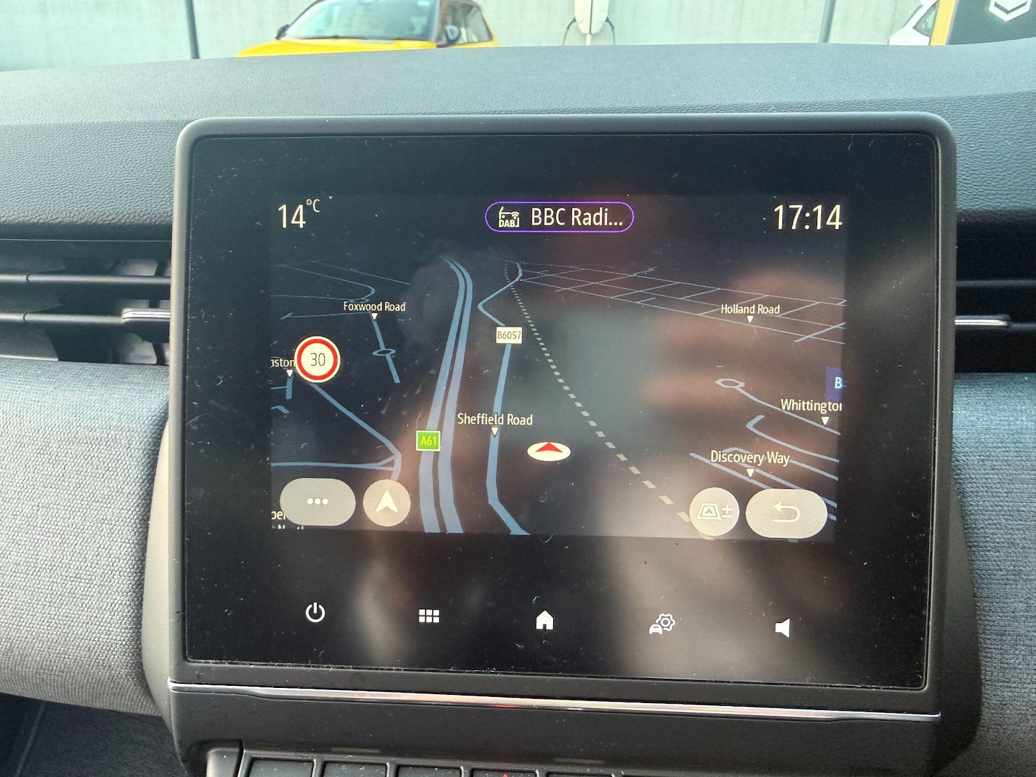 Used Renault Clio for sale - 77710314: Photo 32