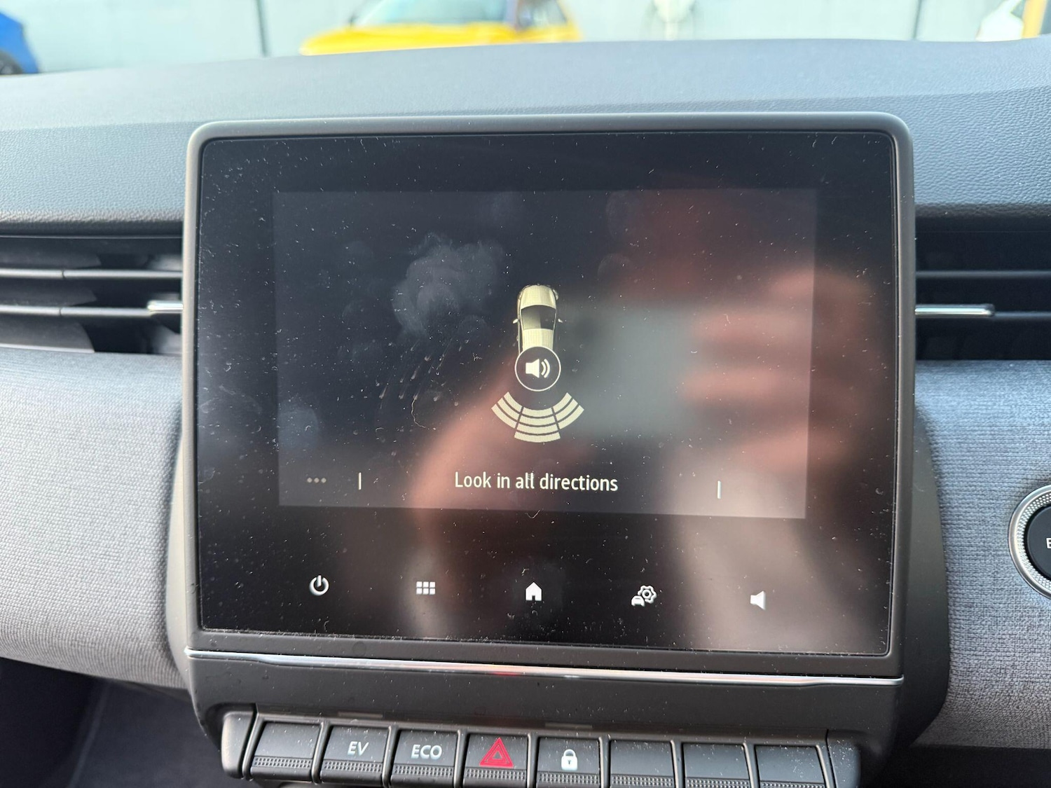 Used Renault Clio for sale - 77710314: Photo 33