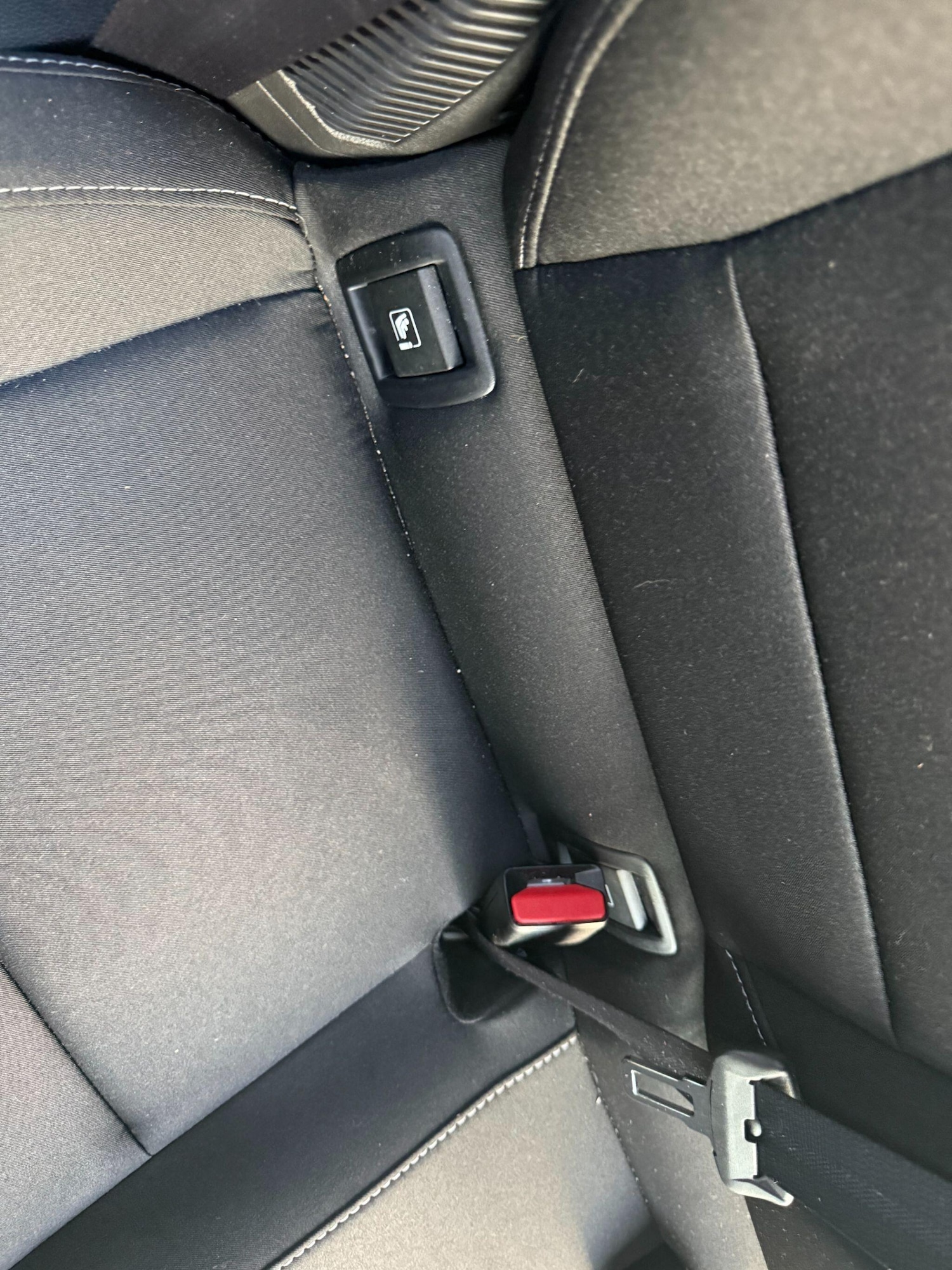 Used Renault Clio for sale - 77710314: Photo 40