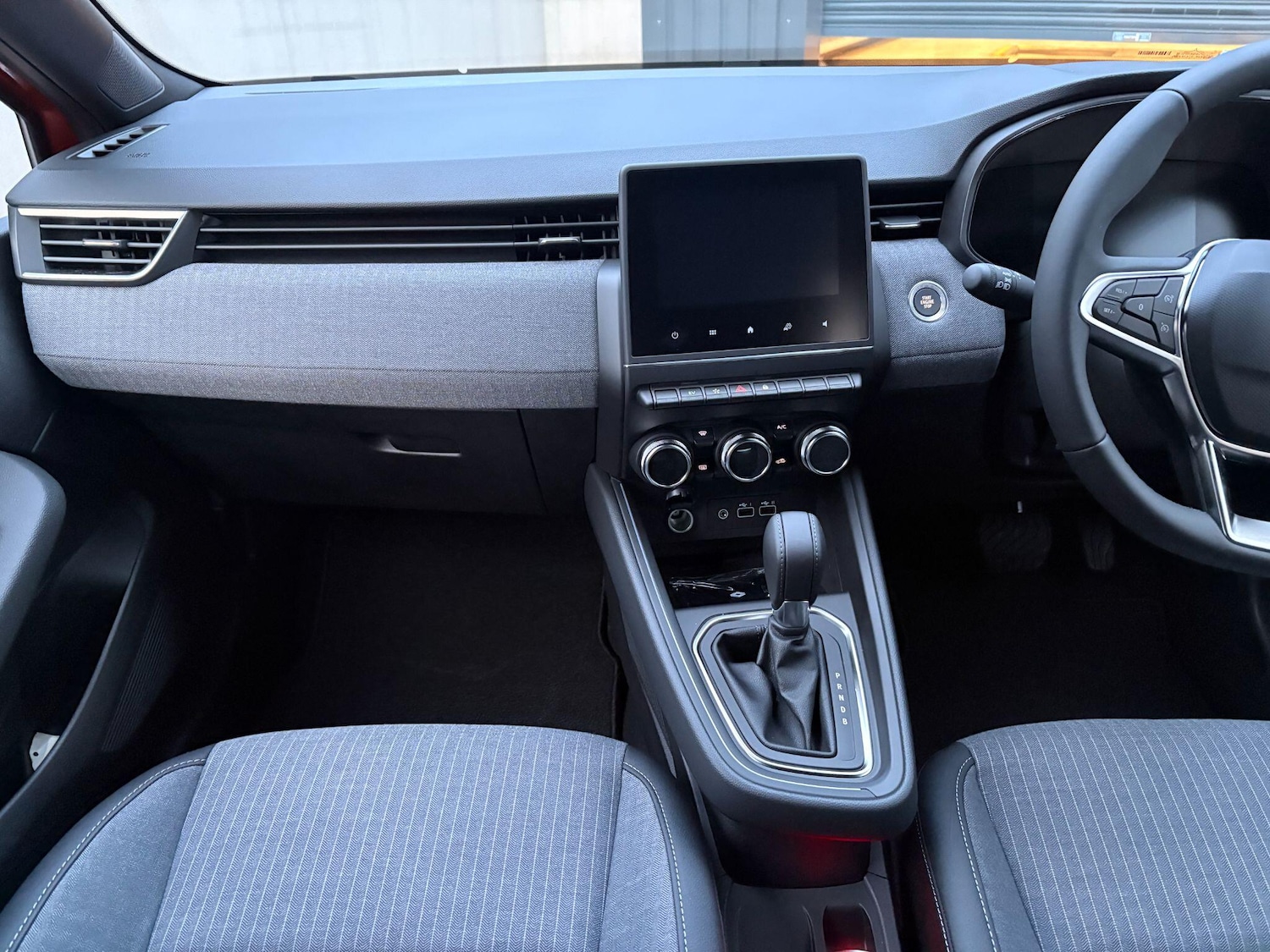 Used Renault Clio 2025 for sale - 78073303: Photo 10