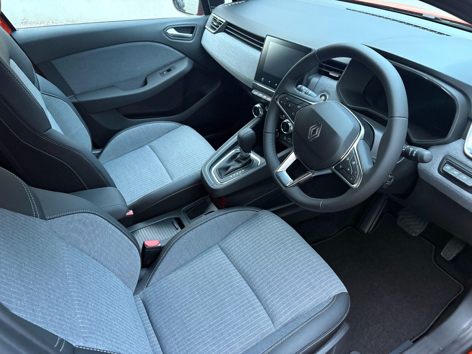 Used Renault Clio 2025 for sale - 78073303: Photo 14