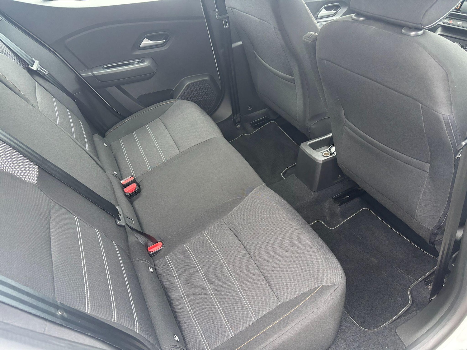 Used Dacia Sandero Stepway 2023 for sale - 76855799: Photo 14