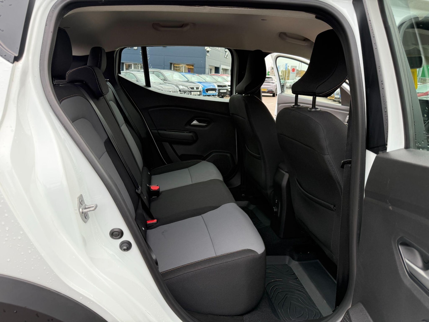 Used Dacia Sandero Stepway 2024 for sale - 76667456: Photo 15