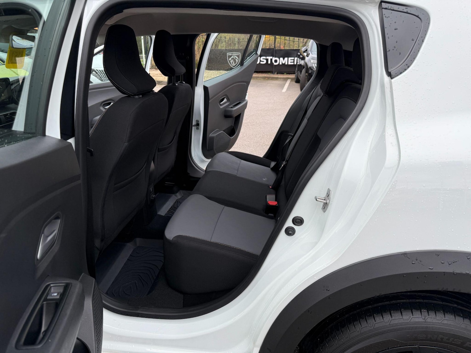 Used Dacia Sandero Stepway 2024 for sale - 76667456: Photo 16